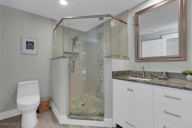 2328 Clipper WAY, Naples, FL 34104