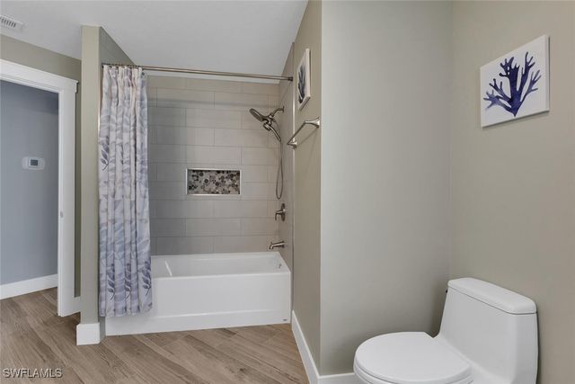 2328 Clipper WAY, Naples, FL 34104