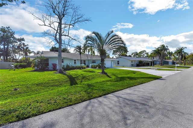 2328 Clipper WAY, Naples, FL 34104