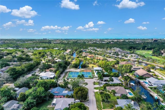 2328 Clipper WAY, Naples, FL 34104