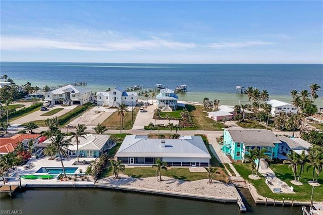 7775 Bocilla LN, Bokeelia, FL 33922