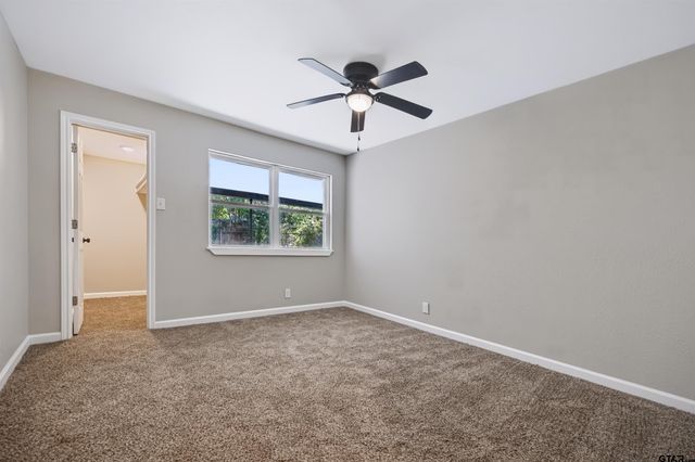 3211 Fernwood Dr, Tyler, TX 75701