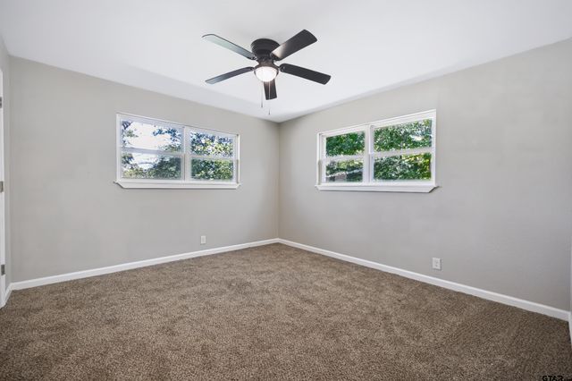 3211 Fernwood Dr, Tyler, TX 75701