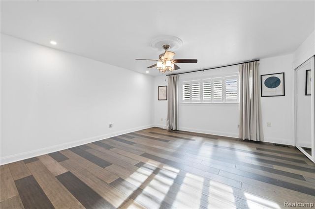 106 Manor Way, Rochester Hills, MI 48309