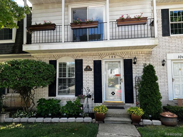 106 Manor Way, Rochester Hills, MI 48309