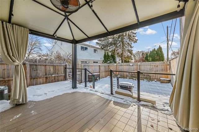 106 Manor Way, Rochester Hills, MI 48309