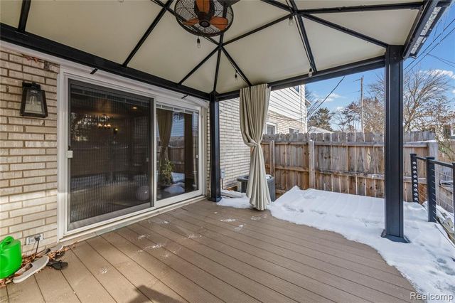 106 Manor Way, Rochester Hills, MI 48309