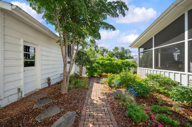 347 Ridgeway Street, St. Joseph, MI 49085
