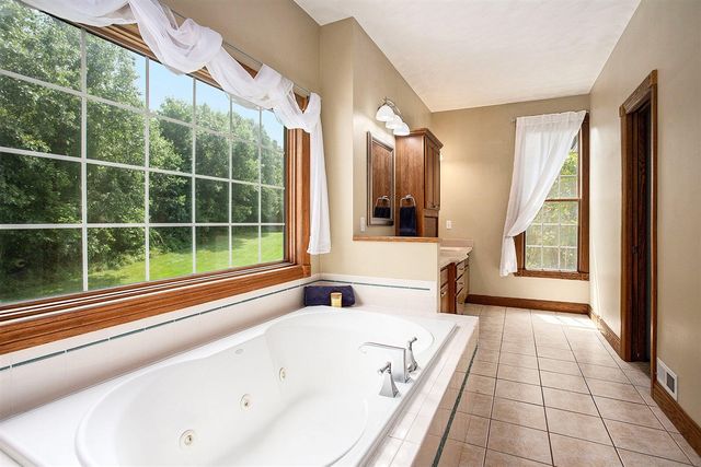 13028 Harper Crossing, Battle Creek, MI 49014