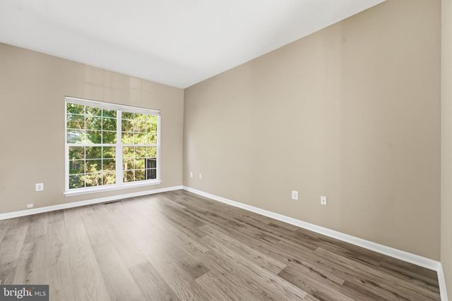 14268 HUNTERS RUN WAY, Gainesville, VA 20155