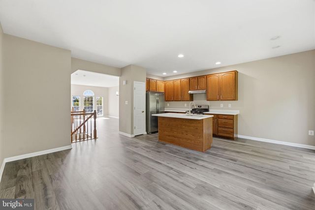 14268 HUNTERS RUN WAY, Gainesville, VA 20155