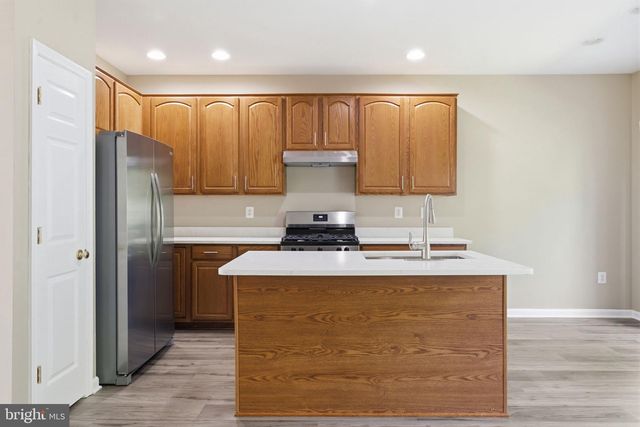 14268 HUNTERS RUN WAY, Gainesville, VA 20155