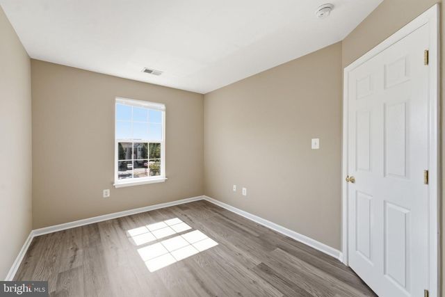 14268 HUNTERS RUN WAY, Gainesville, VA 20155