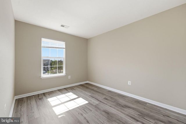 14268 HUNTERS RUN WAY, Gainesville, VA 20155