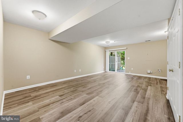 14268 HUNTERS RUN WAY, Gainesville, VA 20155
