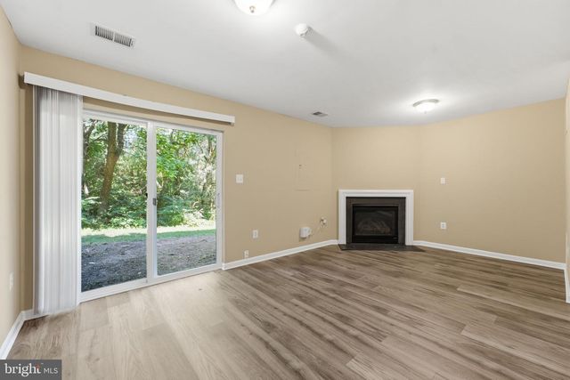 14268 HUNTERS RUN WAY, Gainesville, VA 20155