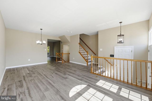 14268 HUNTERS RUN WAY, Gainesville, VA 20155