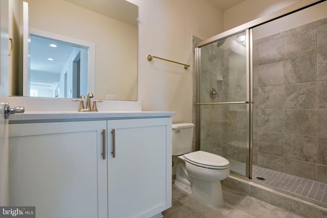 8753 SOUTHERN OAKS PL, Lorton, VA 22079