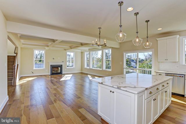 8753 SOUTHERN OAKS PL, Lorton, VA 22079