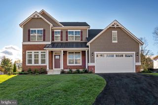 8753 SOUTHERN OAKS PL, Lorton, VA 22079