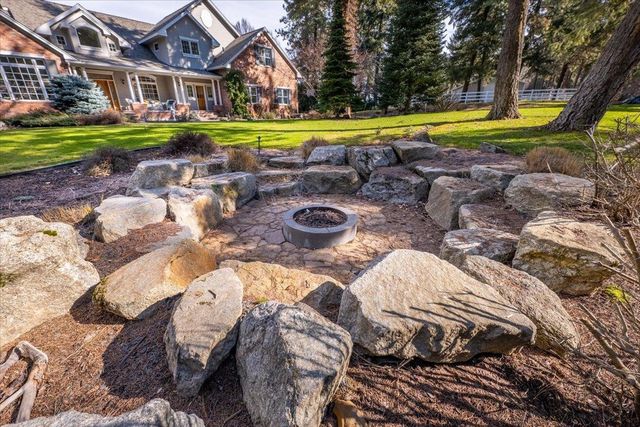 4309 E Silver Spur Ln, Spokane, WA 99217