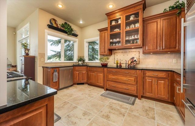 4309 E Silver Spur Ln, Spokane, WA 99217