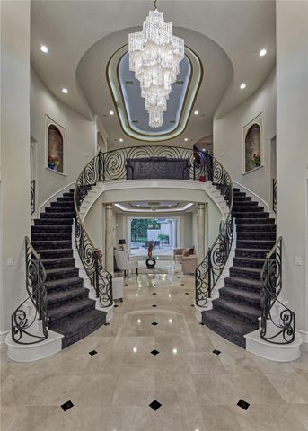 200 Sarasota Circle S, Montgomery, TX 77356