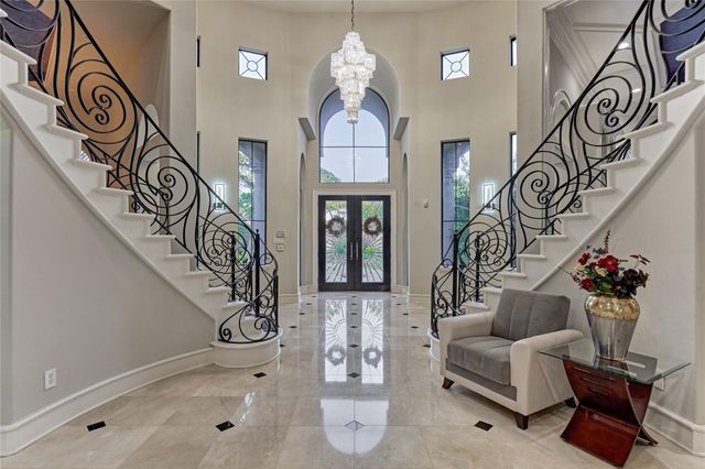200 Sarasota Circle S, Montgomery, TX 77356