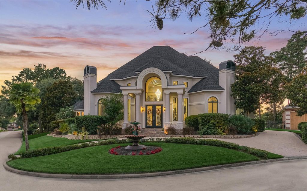 200 Sarasota Circle S, Montgomery, TX 77356