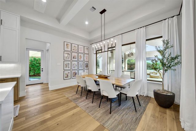 407 N Copa Palm Loop, Montgomery, TX 77316