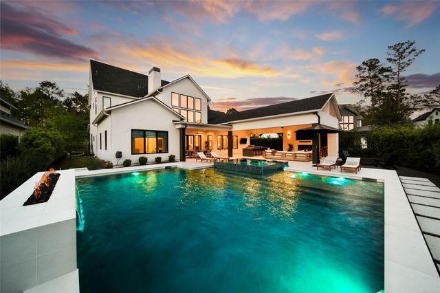 407 N Copa Palm Loop, Montgomery, TX 77316