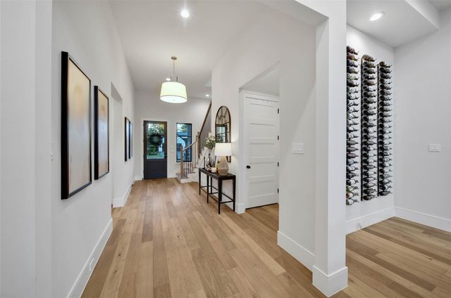 407 N Copa Palm Loop, Montgomery, TX 77316