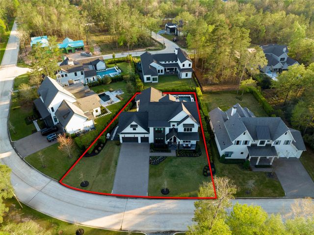 407 N Copa Palm Loop, Montgomery, TX 77316