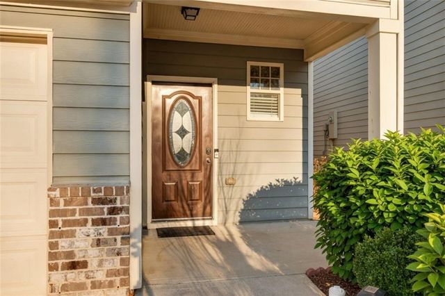 1027 Grenier Terrace, Lawrenceville, GA 30045