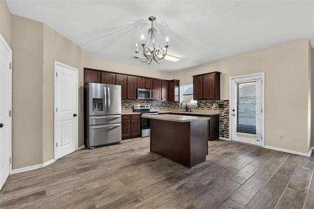 1027 Grenier Terrace, Lawrenceville, GA 30045