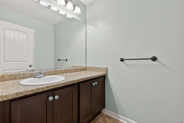 1027 Grenier Terrace, Lawrenceville, GA 30045
