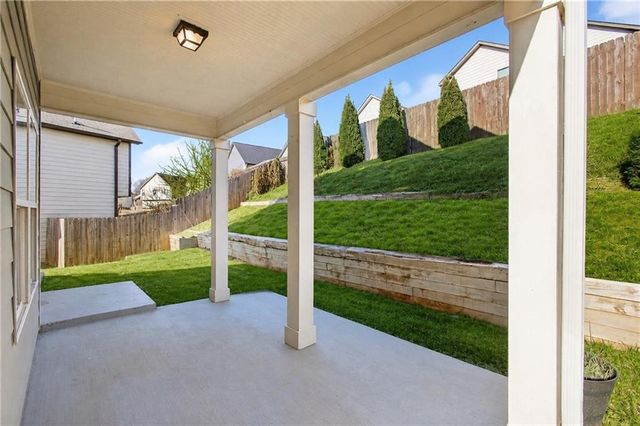 1027 Grenier Terrace, Lawrenceville, GA 30045
