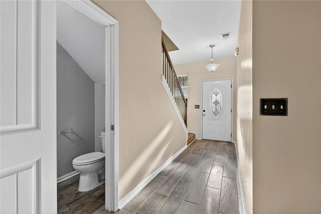 1027 Grenier Terrace, Lawrenceville, GA 30045