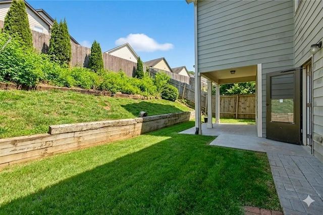 1027 Grenier Terrace, Lawrenceville, GA 30045