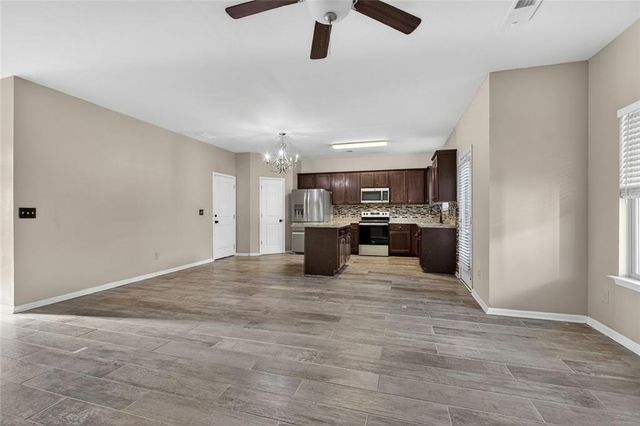 1027 Grenier Terrace, Lawrenceville, GA 30045