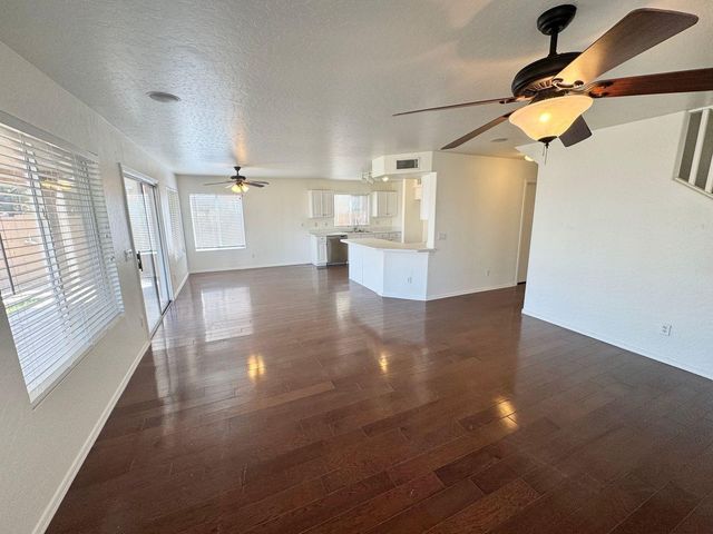 12325 N 147th Drive, Surprise, AZ 85379