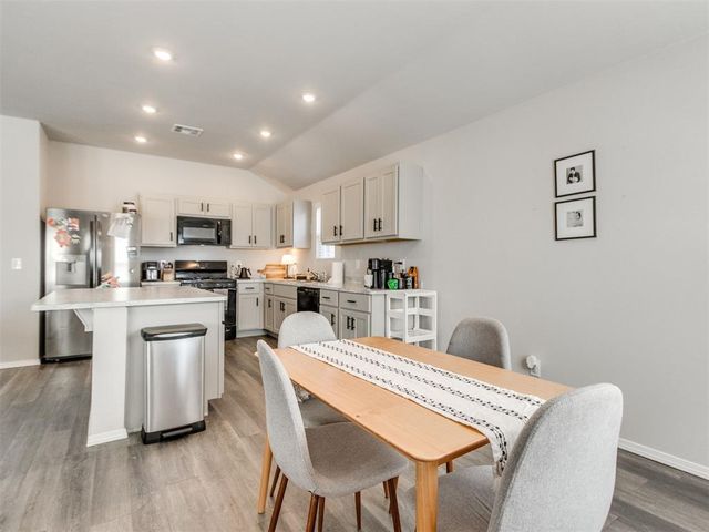 506 SE 7th Place, Newcastle, OK 73065