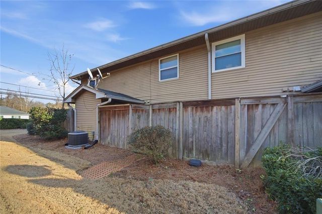 57 Northdale Place, Lawrenceville, GA 30046