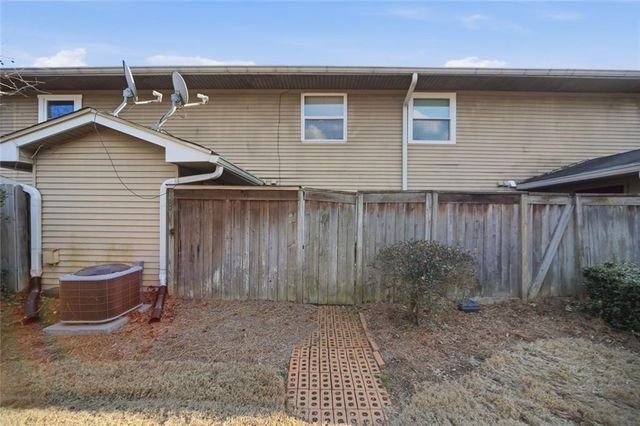 57 Northdale Place, Lawrenceville, GA 30046