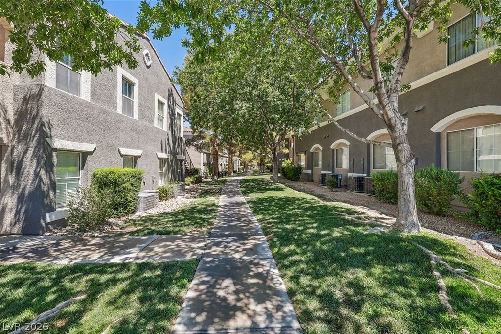 10245 South Maryland Parkway 1210, Las Vegas, NV 89183 — photo 2