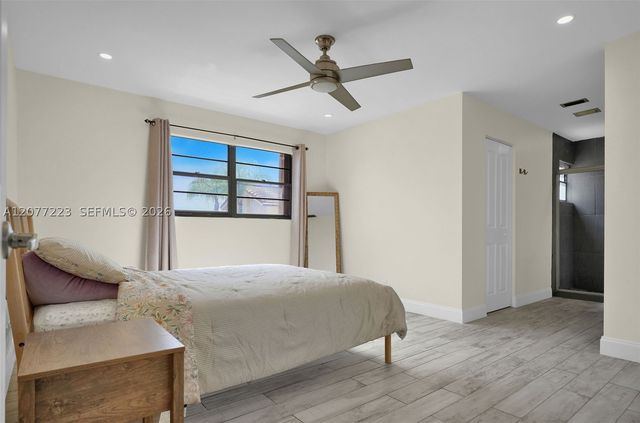 6538 NW 170th Ter, Hialeah, FL 33015