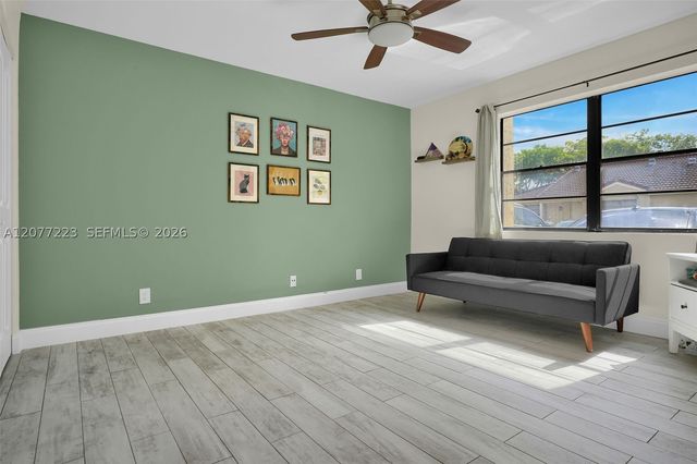 6538 NW 170th Ter, Hialeah, FL 33015