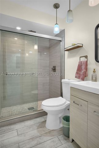 6538 NW 170th Ter, Hialeah, FL 33015