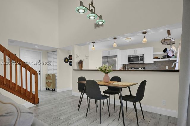 6538 NW 170th Ter, Hialeah, FL 33015