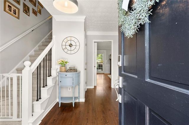 4069 Bittersweet Drive NE, Roswell, GA 30075